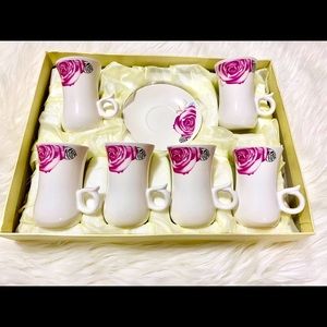 White Tea / Coffee cups set of 6 with plats